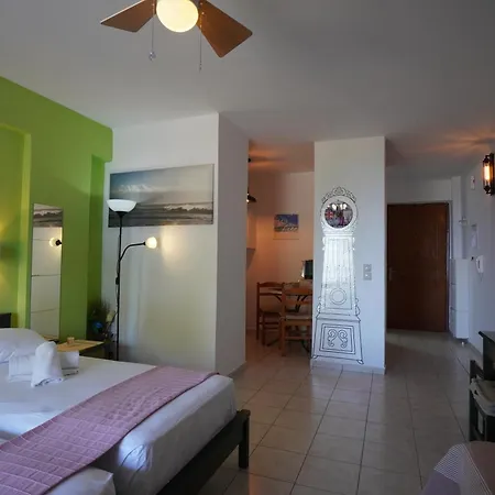 Boutique Seaview Апартаменты *